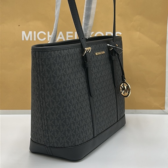 MICHAEL KORS 
Jet Set Travel  Logo Top-Zip Tote Bag BLACK SIGNATURE COLOR - Picture 7 of 14